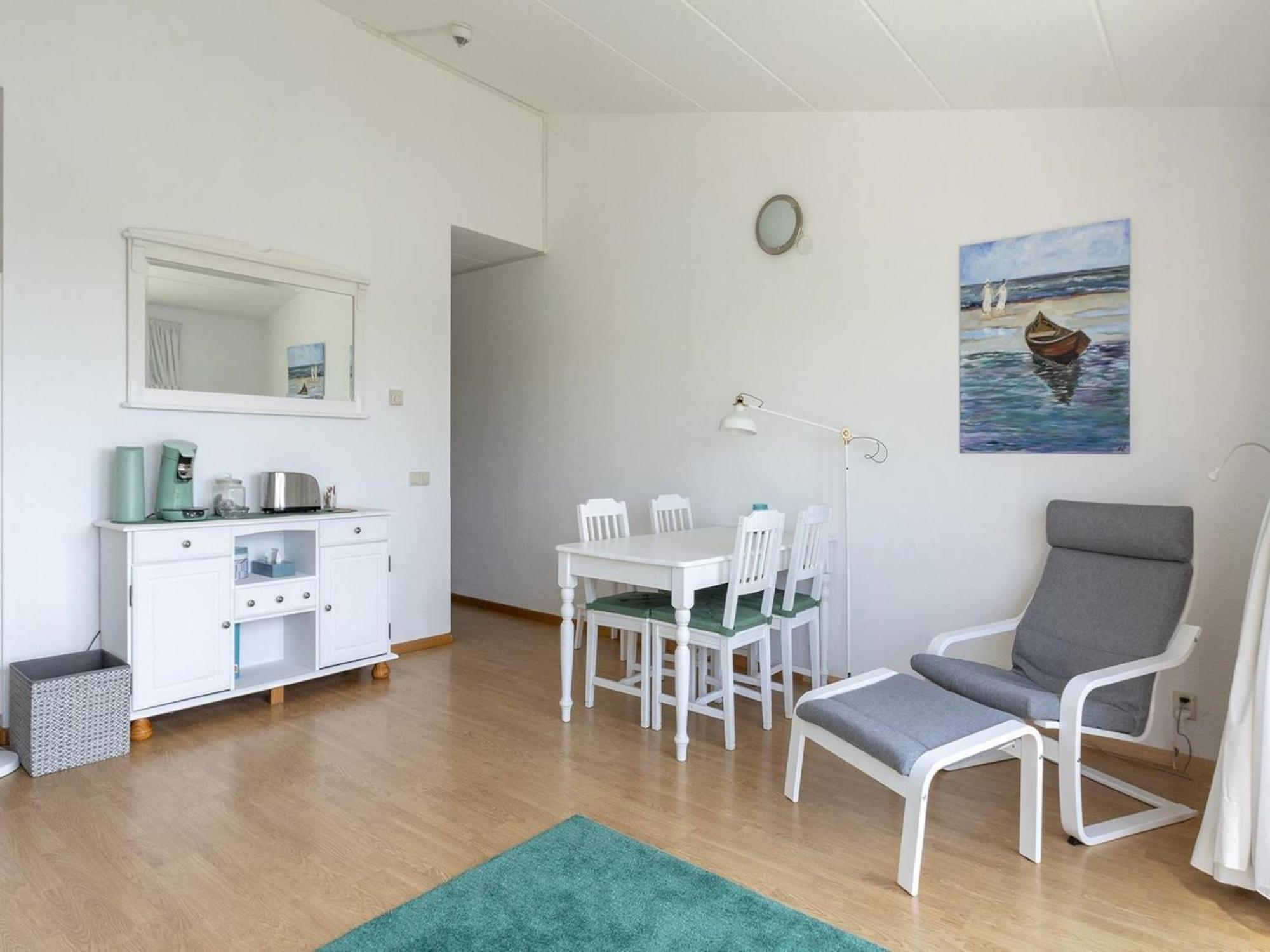 An Apartment That Is Attractively Furnished Julianadorp Dış mekan fotoğraf