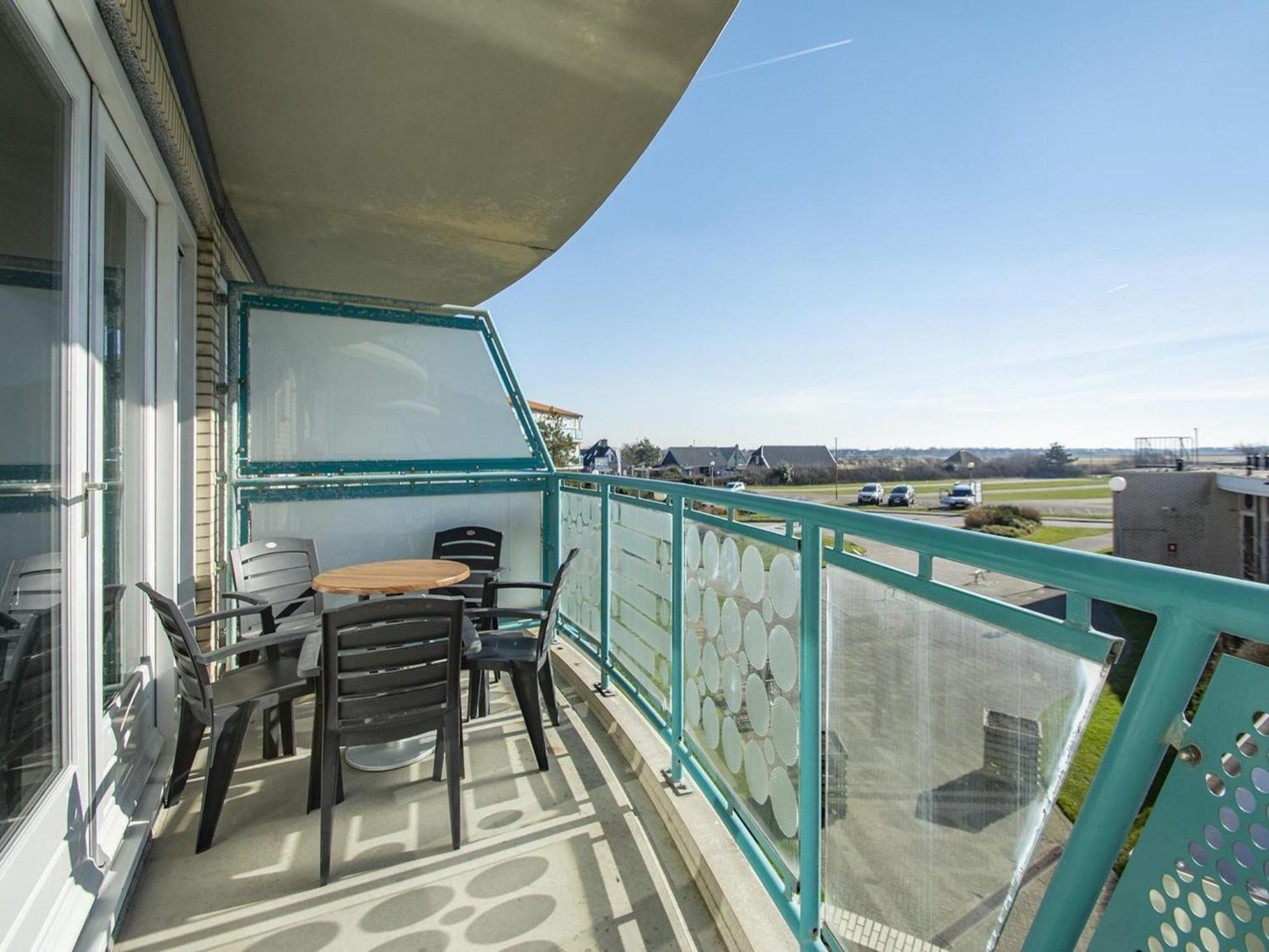An Apartment That Is Attractively Furnished Julianadorp Dış mekan fotoğraf